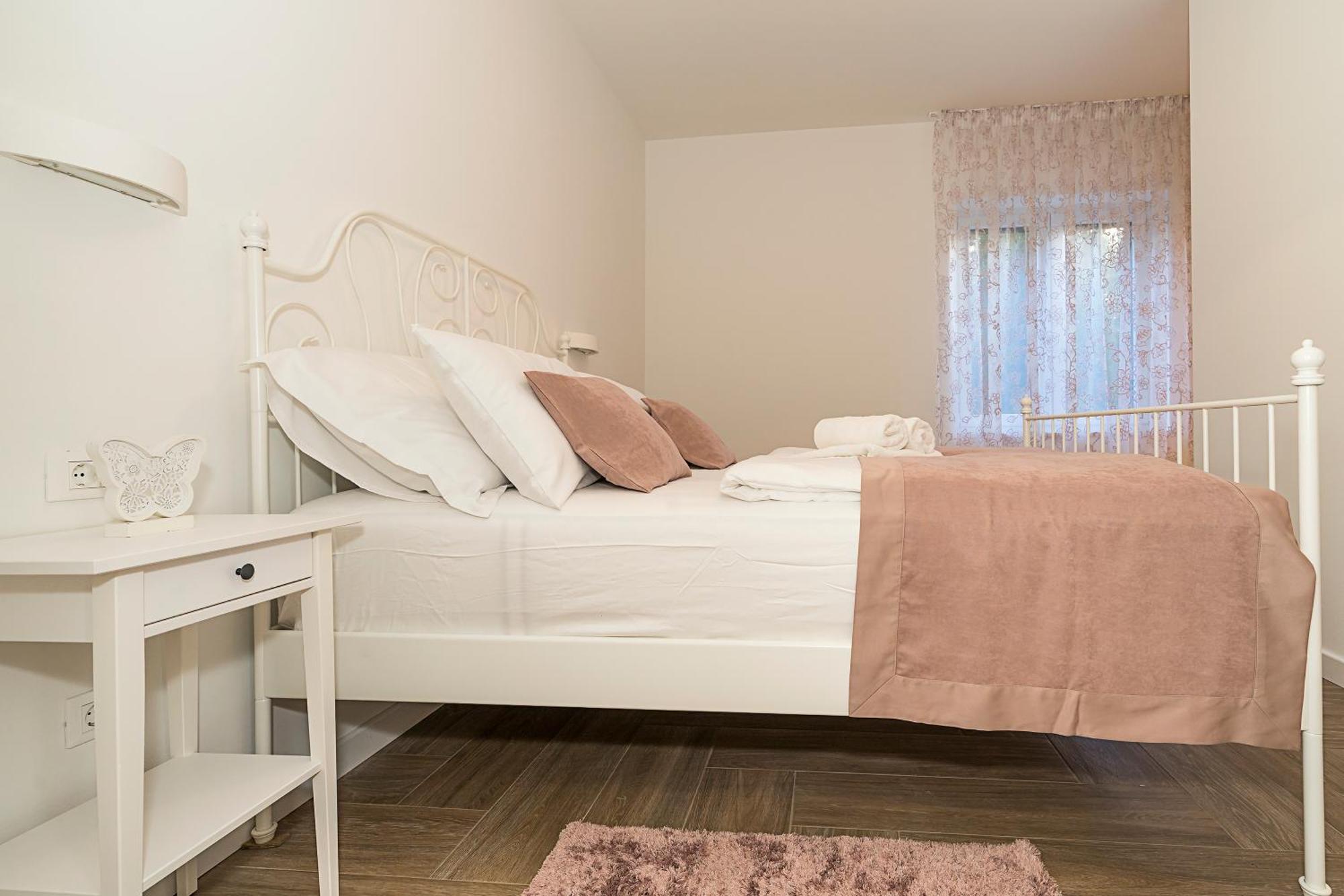 Studio Apartments Marcel Split Exterior foto